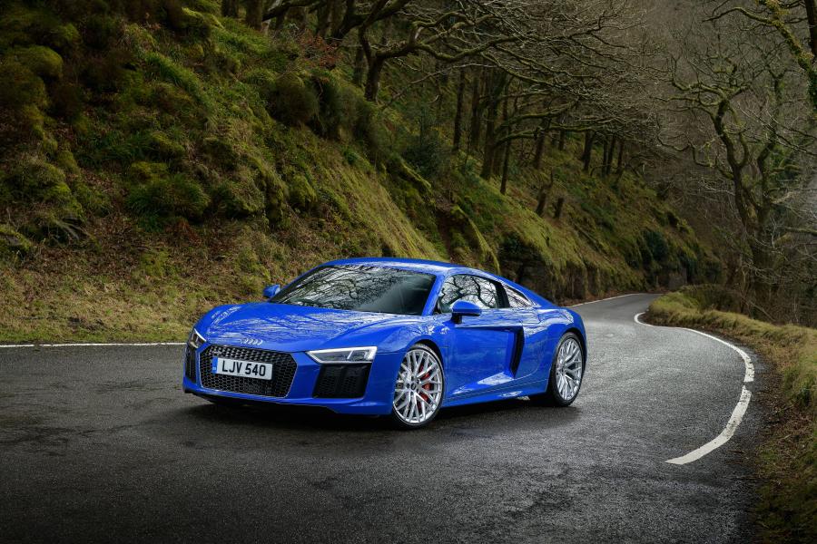  Audi R8 V10 RWS 2018 года  (UK) (фото 32 из 40)